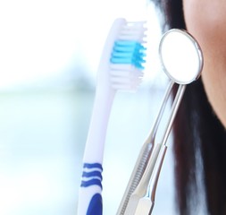 Good Oral Health Starts in the Home and Continues With Great Dental Care